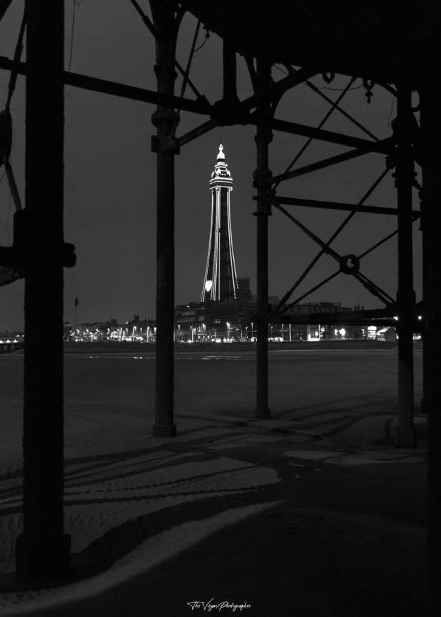The Rhyl Bed & Breakfast Blackpool Exterior foto