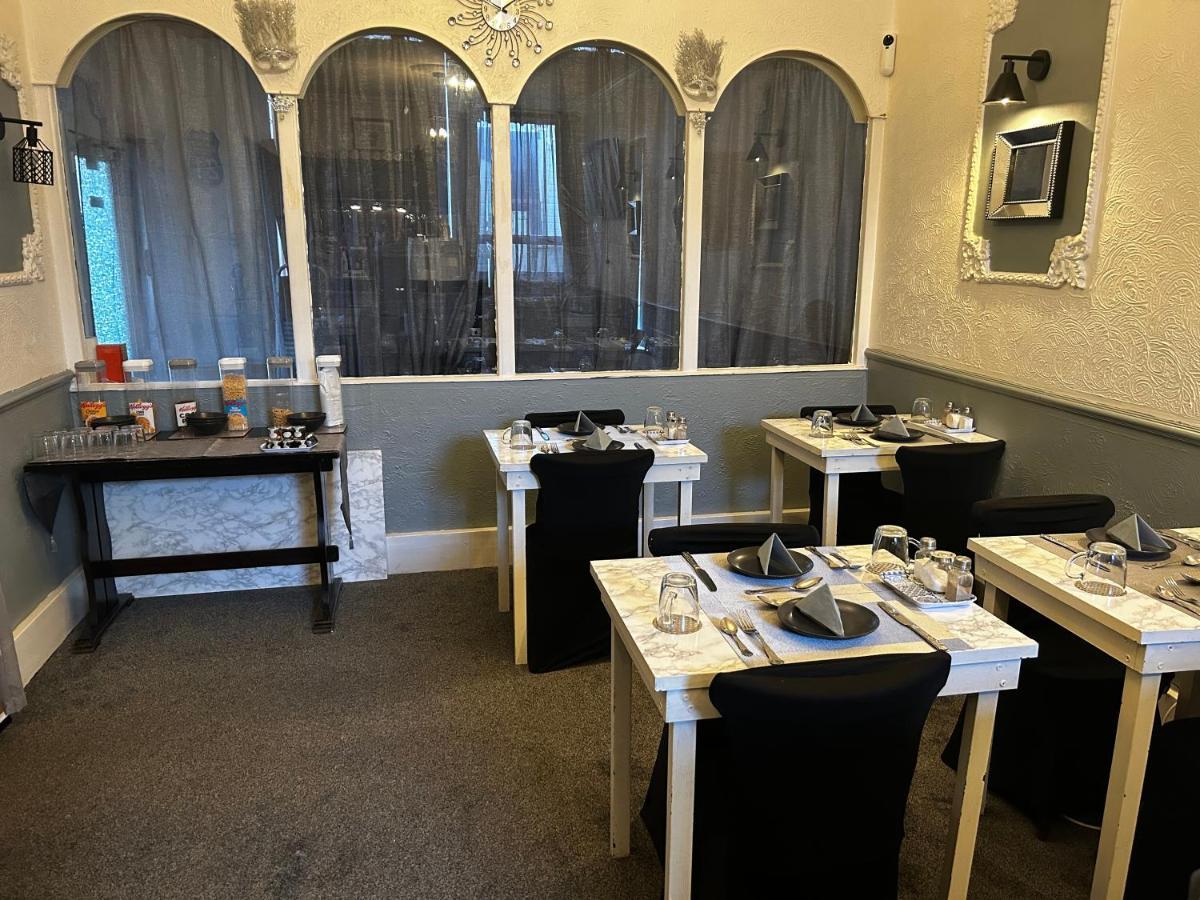 The Rhyl Bed & Breakfast Blackpool Exterior foto